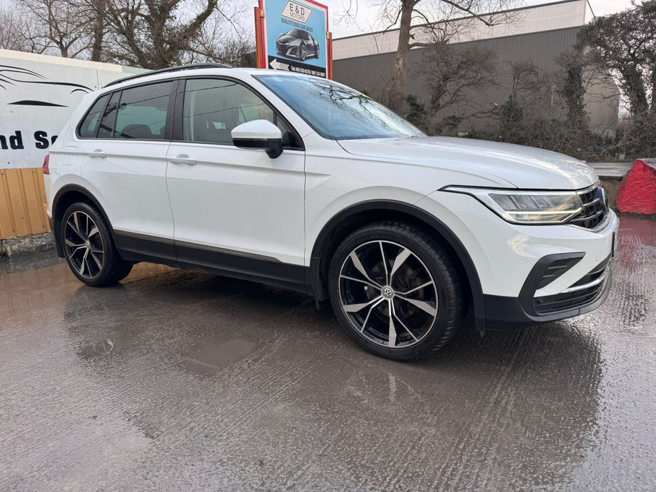 2021 Volkswagen Tiguan LIFE 2.0 TDI MANUAL 6SPEED FWD 122BHP 5 5DR €26,800