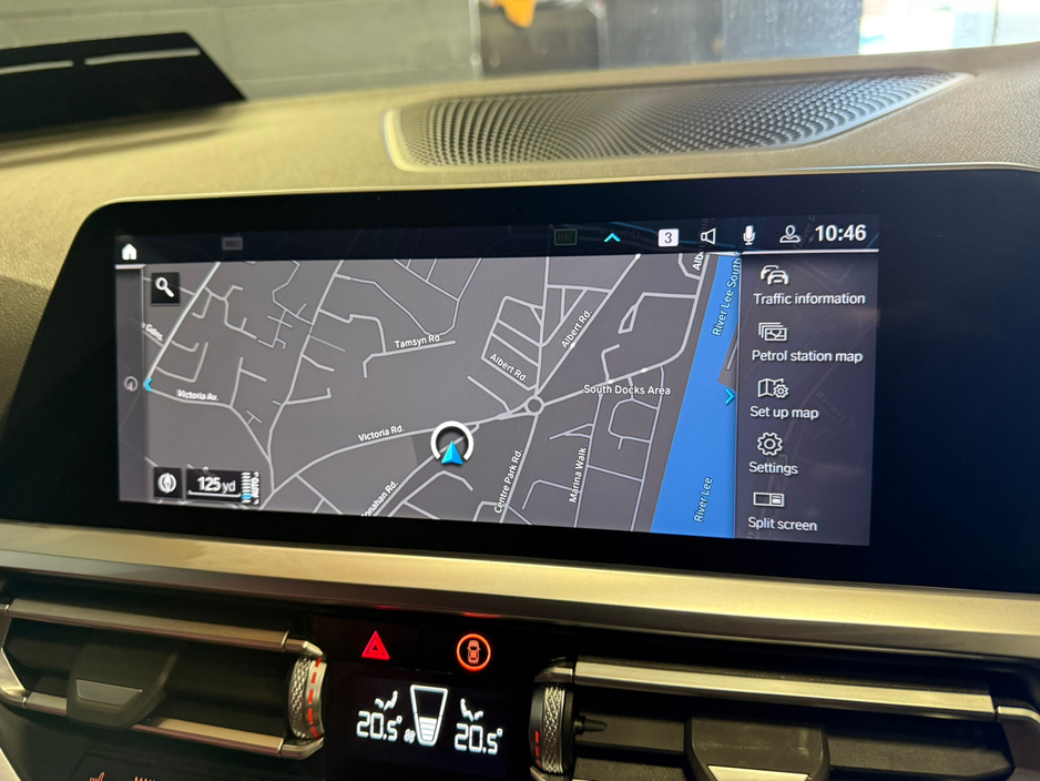 2021 BMW 3 Series - image 13