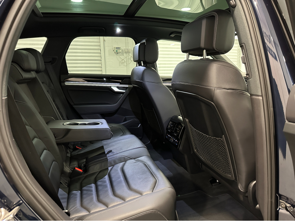 2023 Volkswagen Touareg V6 BLACK EDITION TDI VW/AUDI SPECIALISTS WWW.DENISDARCYCARS.IE €84,950