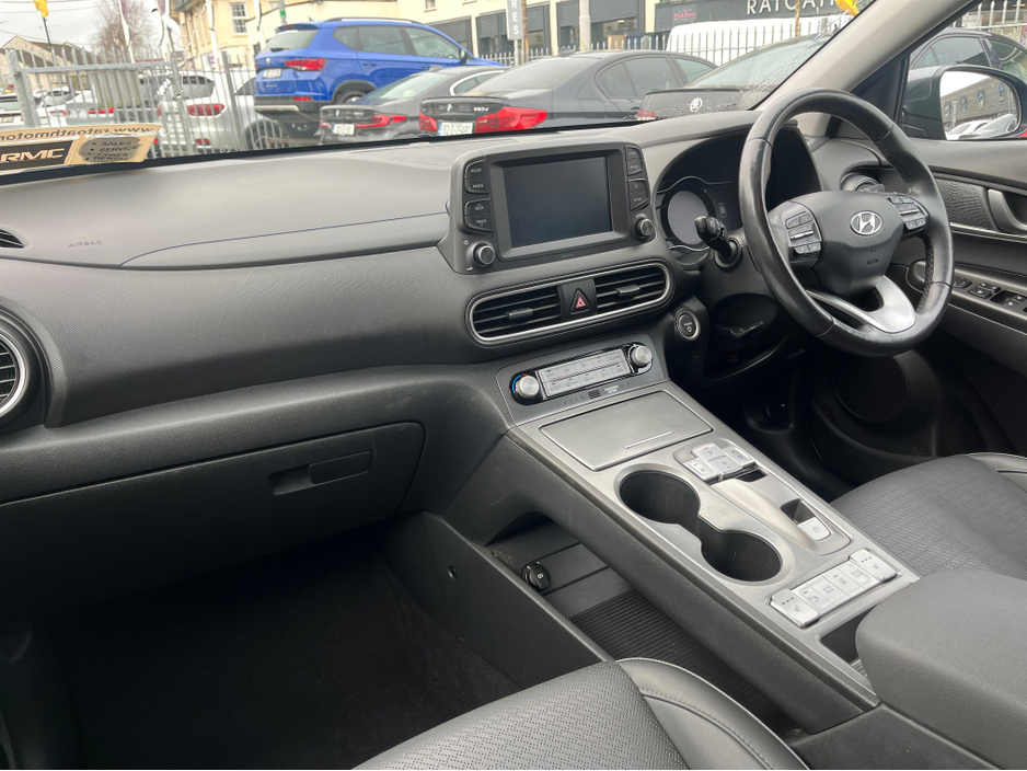 2020 Hyundai Kona - image 28