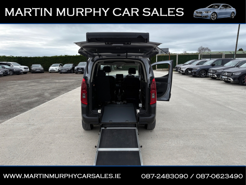 2023 Citroen Berlingo - image 13