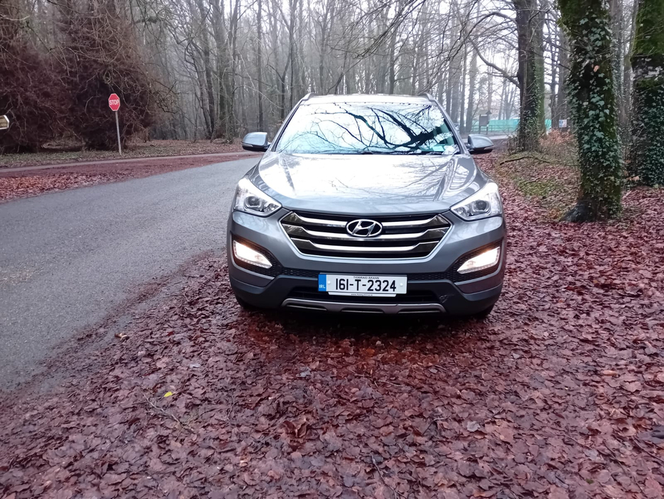 2016 Hyundai Santa Fe EXECUTIVE 4 WD 7 SEATER  SUV @ REDDY 2 DRIVE LTD €9,500