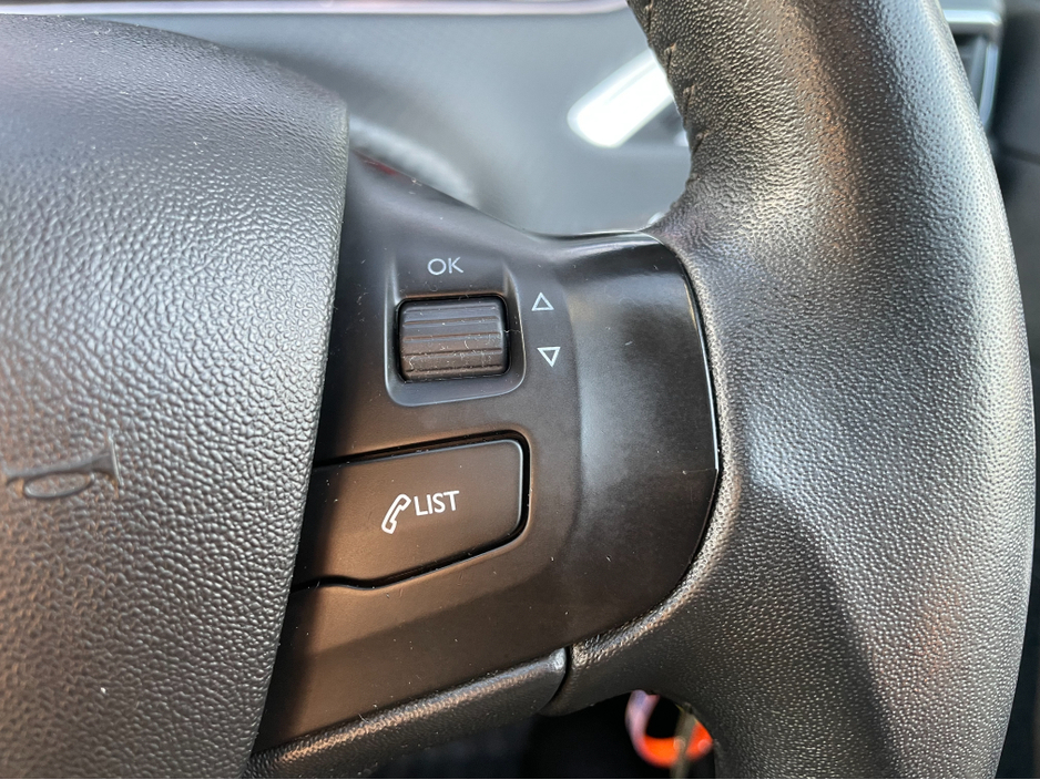 2014 Peugeot 2008 ACTIVE 1.6 HDI 92 4DR €5,950