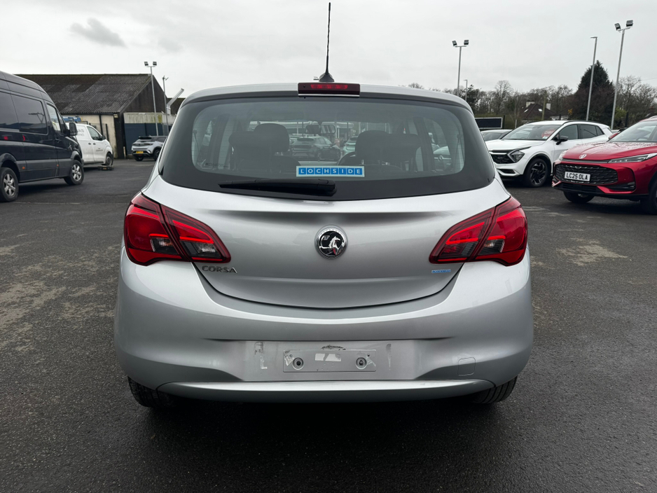 2017 Opel Corsa - image 2