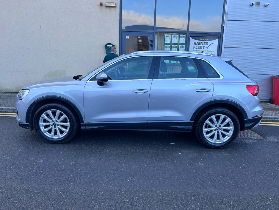 2021 Audi Q3 35 TDI 150 S-TRONIC SE AUTO BLACK LEATHER €33,995