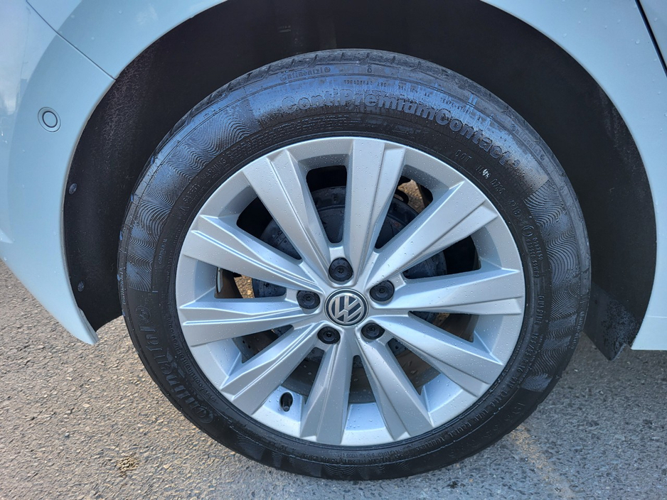 2019 Volkswagen Polo - image 12