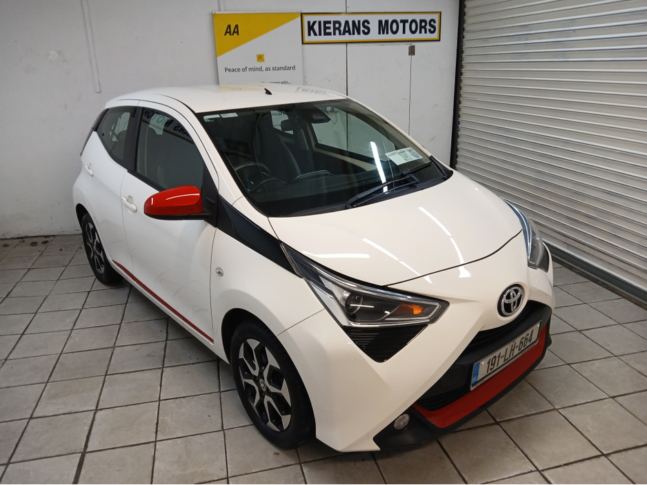 2019 Toyota Aygo 1.0 X-PLAY ONLY 13500 KMS : FINANCE ARRANGED : €12,500