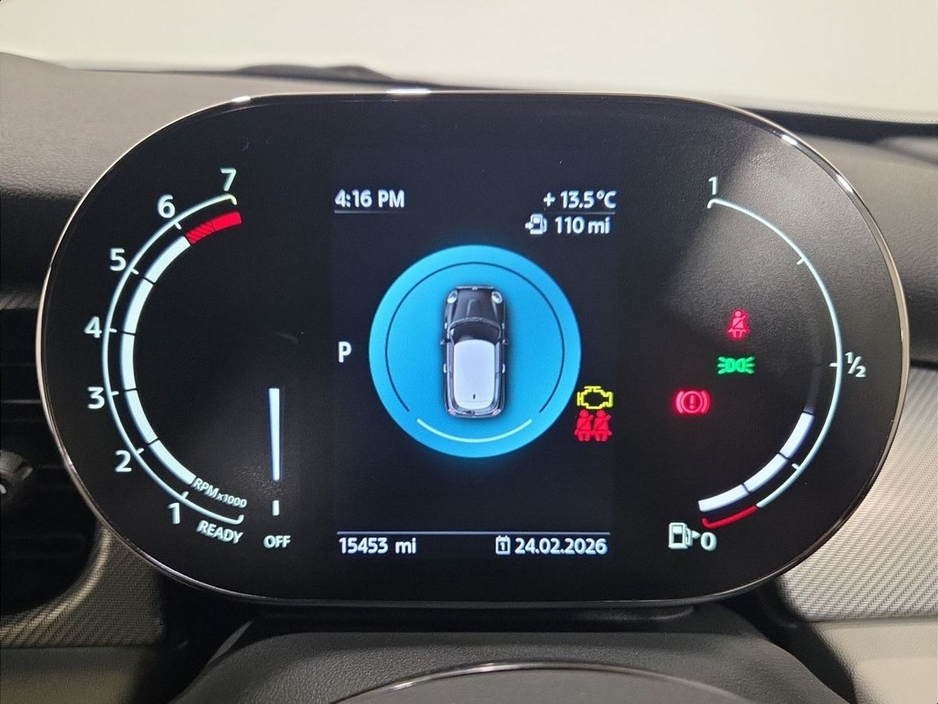 2023 MINI Hatch - image 9