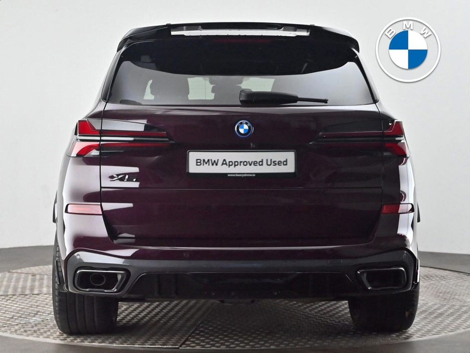 2023 BMW X5 - image 15