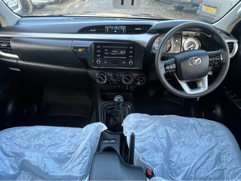 2021 Toyota Hilux D-4D 4WD DCB MAUAL €29,212