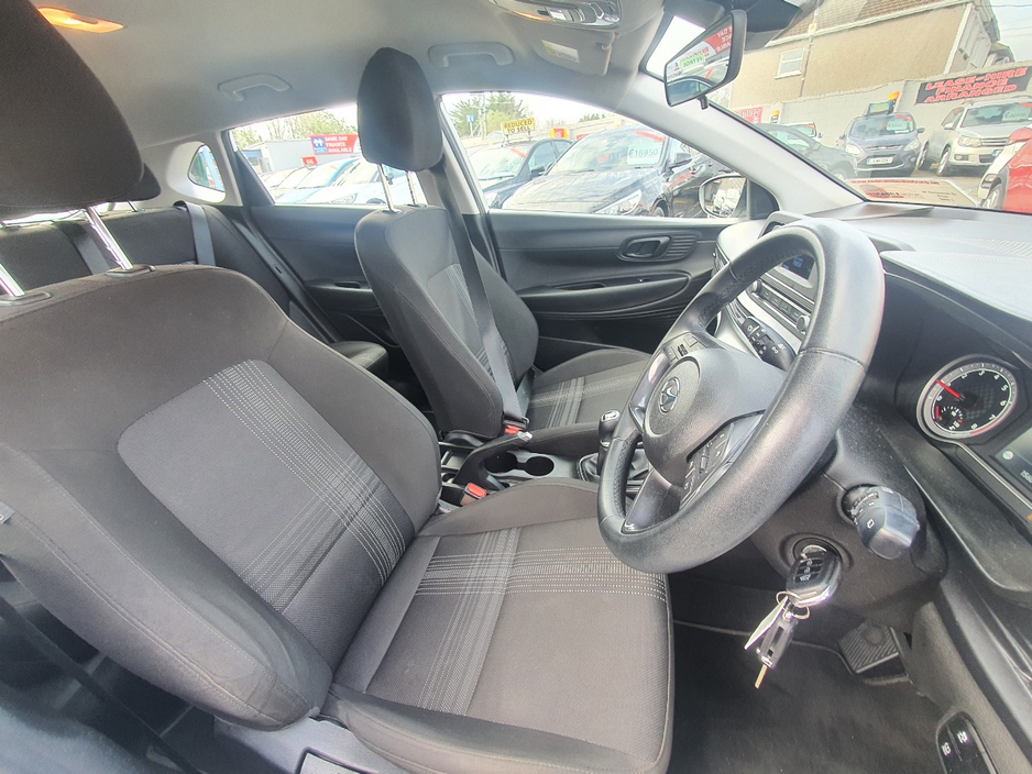2023 Hyundai i20 - image 6