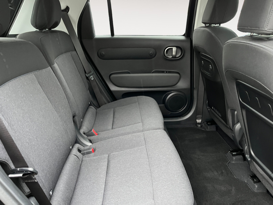 2025 Hyundai Inster ELEGANCE 49KWH 5DR AUTO €23,500