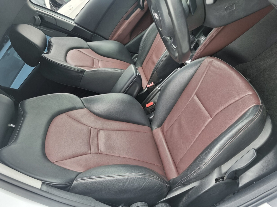 2013 Audi A1 - image 8