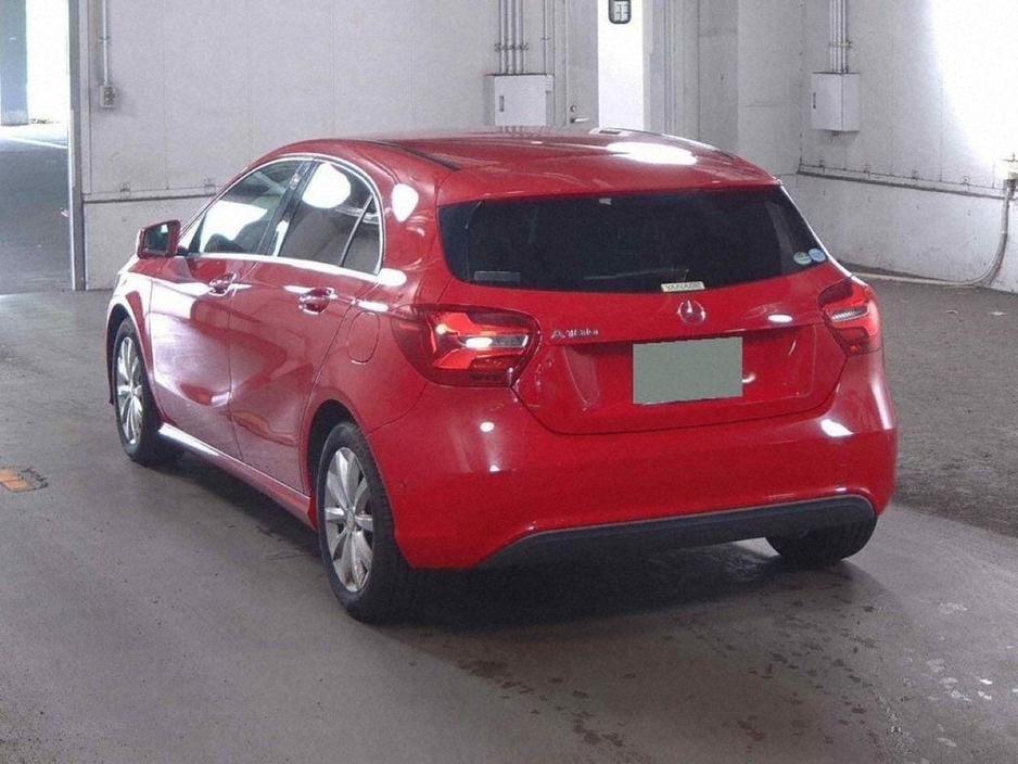 2017 Mercedes-Benz A Class 1.6 AUTOMATIC - FACTORY ALLOYS - HALF LEATHER - REVERSE CAMERA €16,950