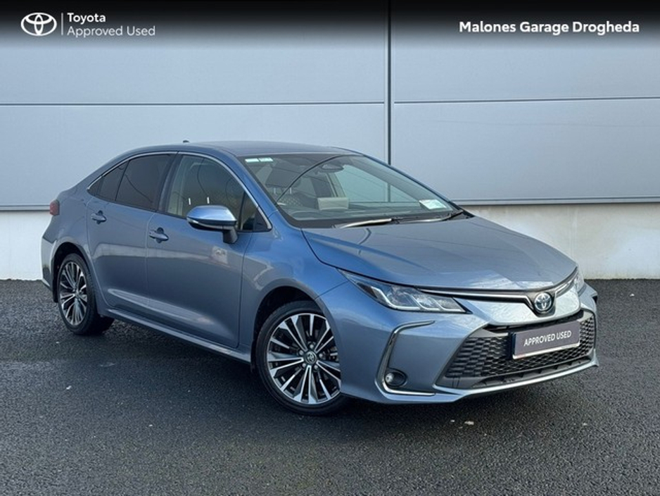 2023 Toyota Corolla - image 2