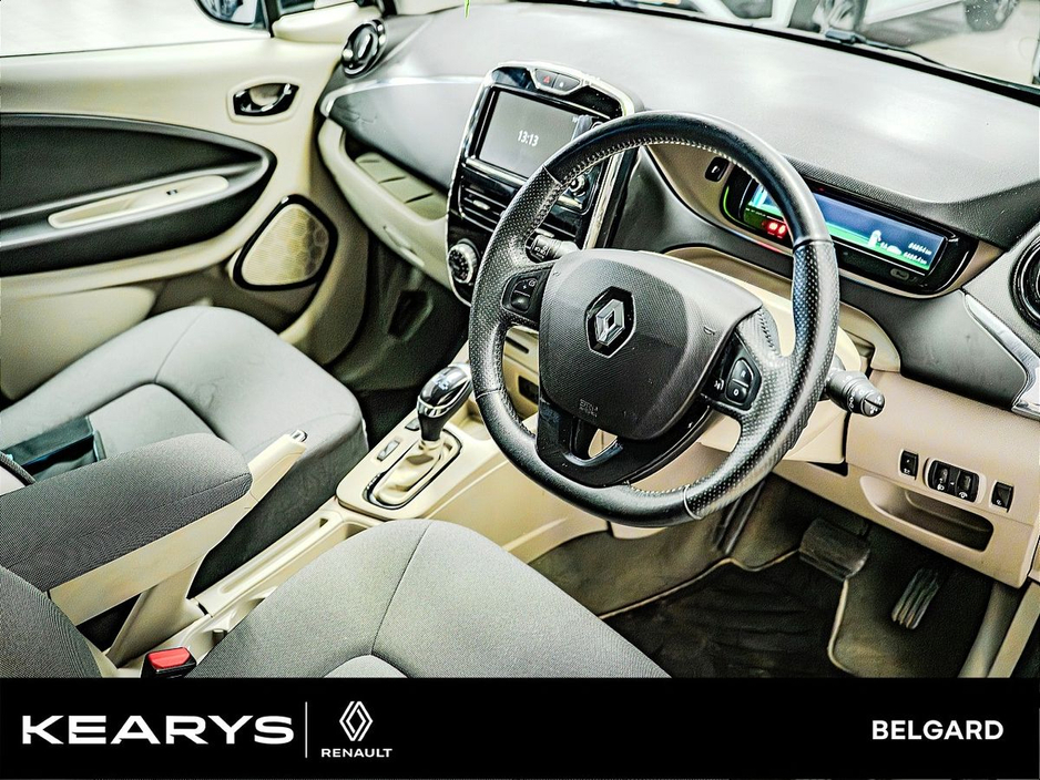 2016 Renault Zoe - image 6