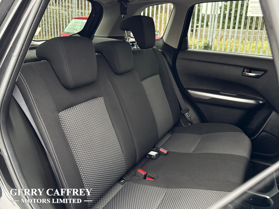 2020 Suzuki Vitara SZT 1.4 Petrol Hybrid Manual - 4 Years Manufacturer Warranty €17,950