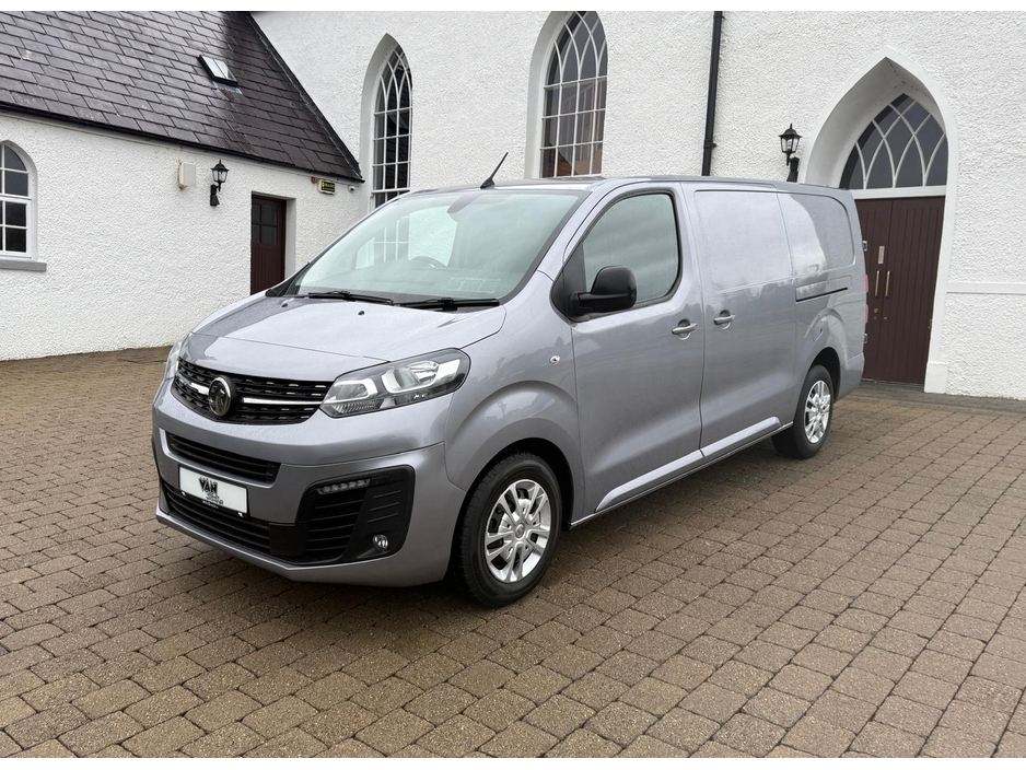 2022 Vauxhall Vivaro SPORTIVE LWB 120BHP €16,995