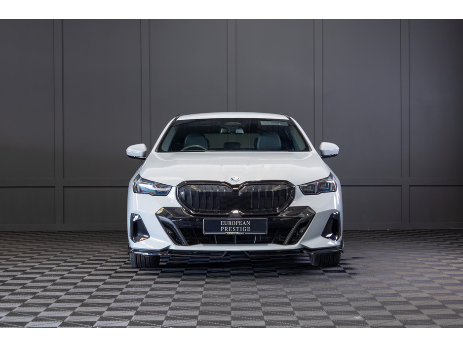 2025 BMW 5 Series 530e M Sport €63,950