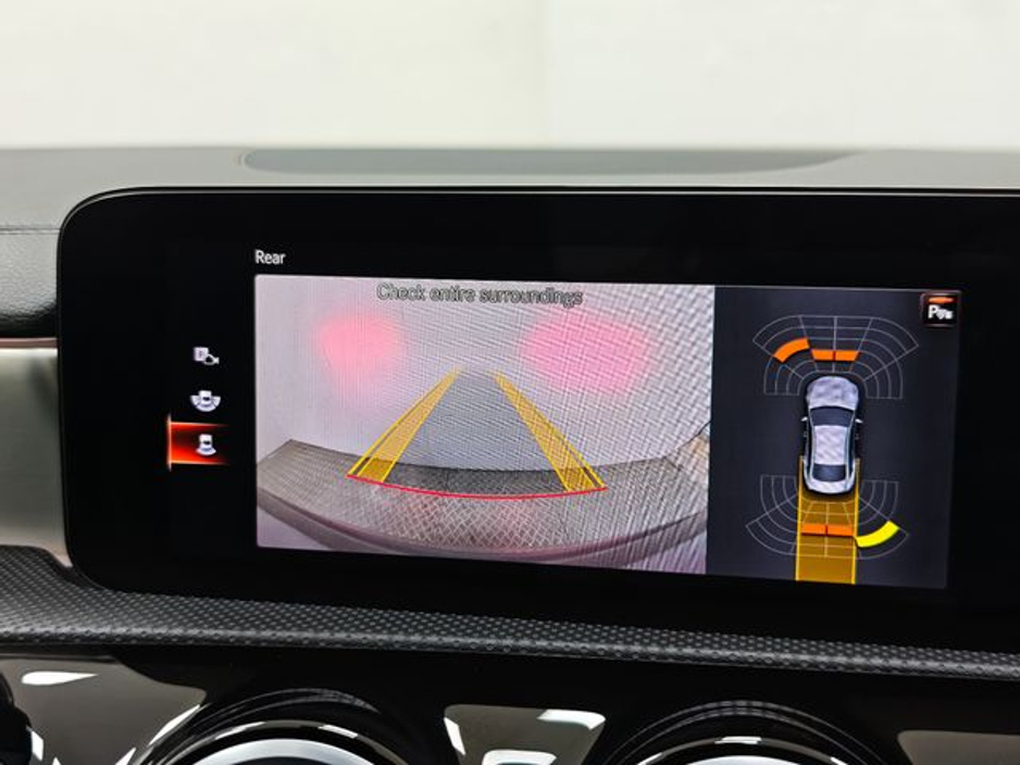 2022 Mercedes-Benz CLA Class - image 22