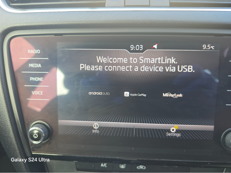 2018 Skoda Octavia - image 13