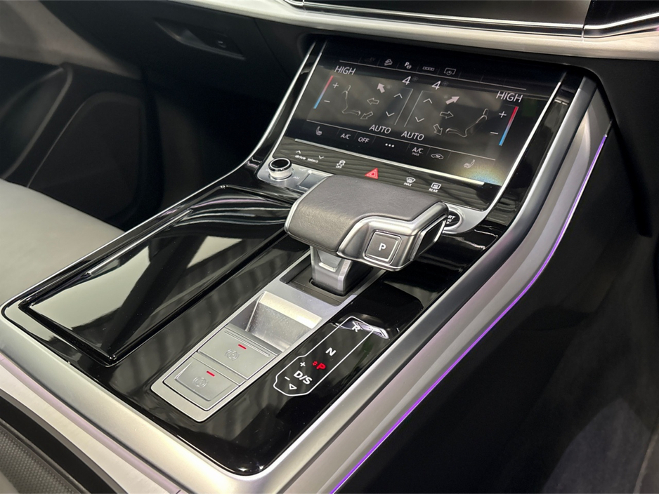 2025 Audi Q8 60 TFSIE 490PS**PANORMAIC ROOF**23" ALLOYS**MAXTON DESIGN BODYKIT**GREY LEATHER INTERIOR**FRONT HEATED ELECTRIC MEMORY SEATS**AMBIENT LIGHTING**REVERSE CAMERA**PARKING SENSORS**TOUCHSCREEN CLIMATE** €94,995