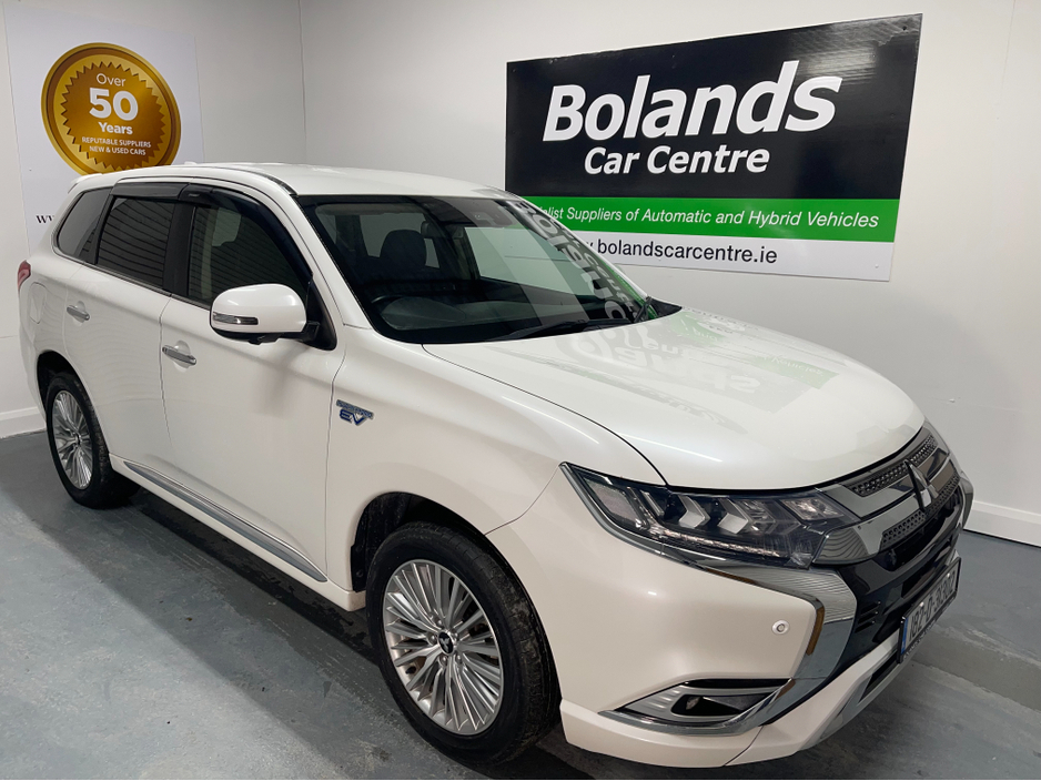 2018 Mitsubishi Outlander (Low Km's) HYBRID 2.4 PHEV AUTOMATIC 5DR MODEL  www.bolandscarcentre.ie €20,900