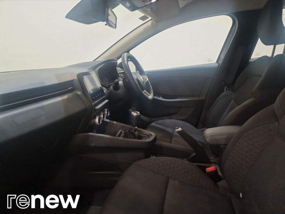 2023 Renault Clio TCe 90 DFull Evolution €15,595