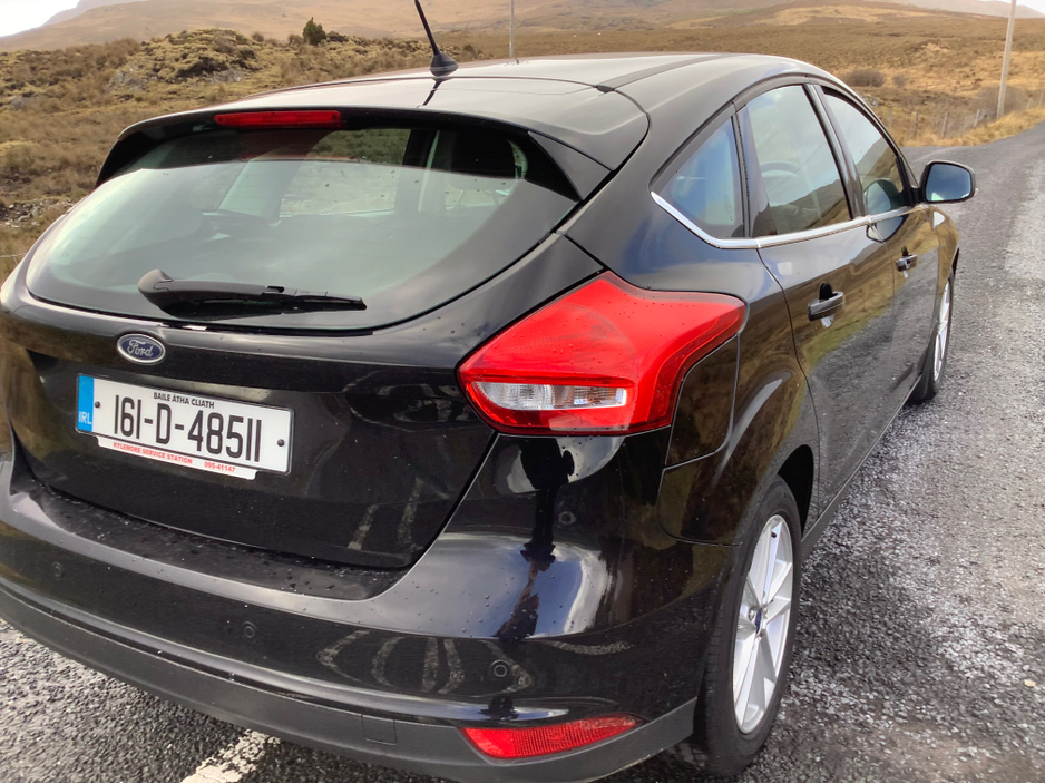 2016 Ford Focus - image 30