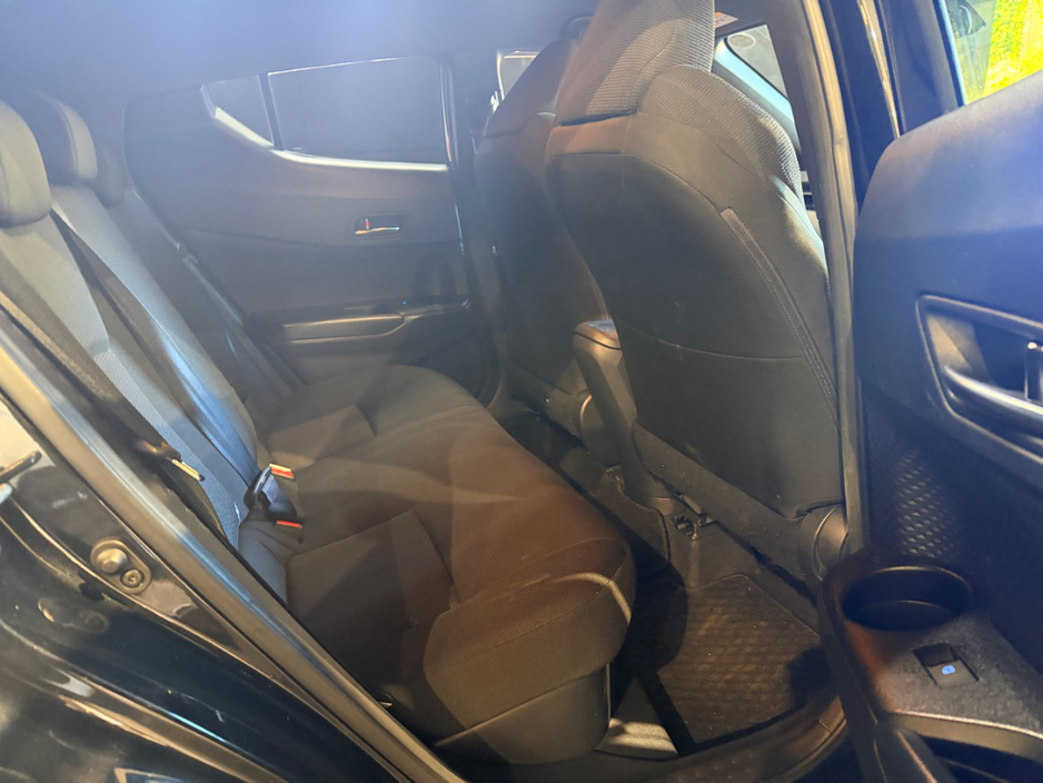 2018 Toyota C-HR - image 15