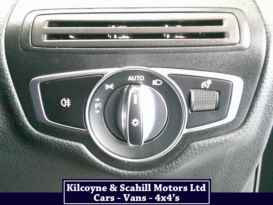 2022 Mercedes-Benz GLC Class - image 27