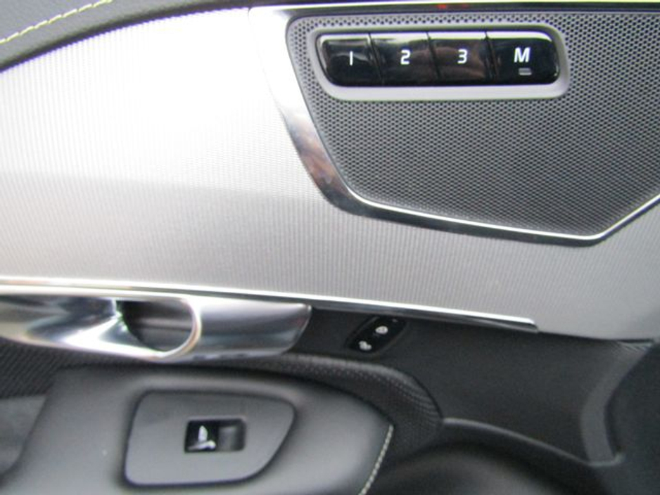 2021 Volvo XC90 Rdesign T8 Recharge 390HP 5D A €49,900