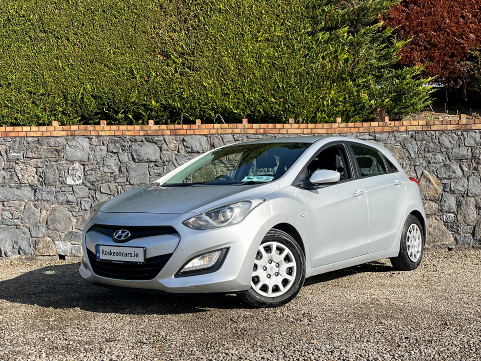 2015 Hyundai i30 1.6 CRDI CLASSIC BL/ DRI 5DR BLUE DRIVE ISG €8,500