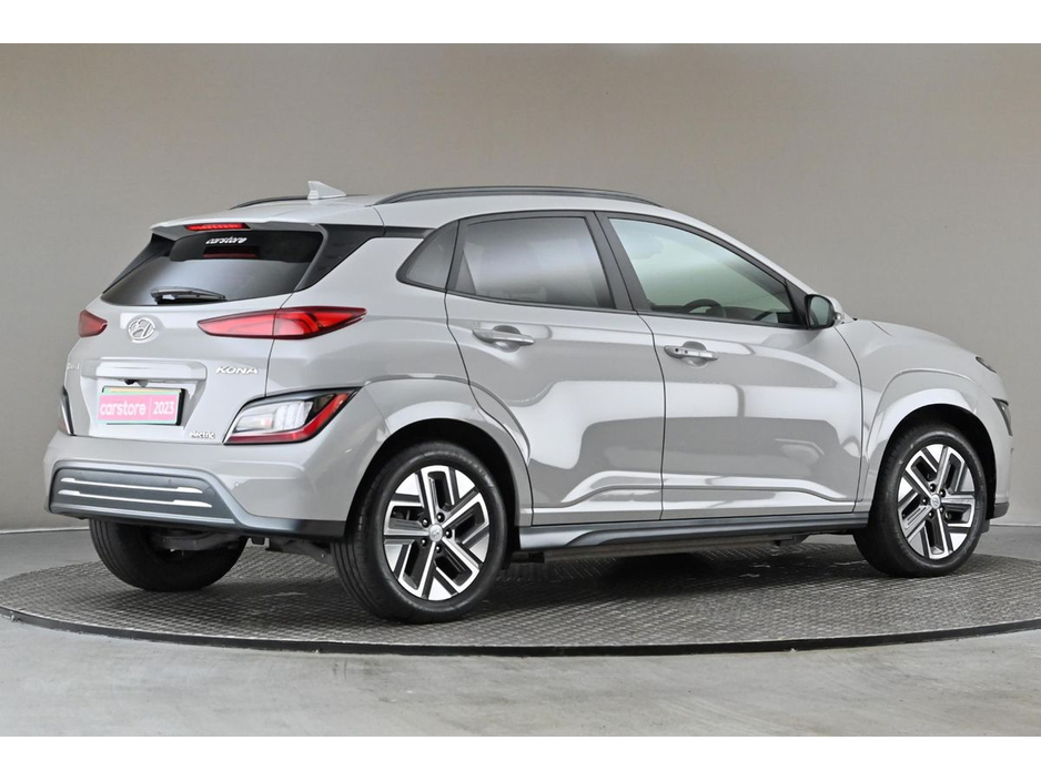 2023 Hyundai Kona - image 10