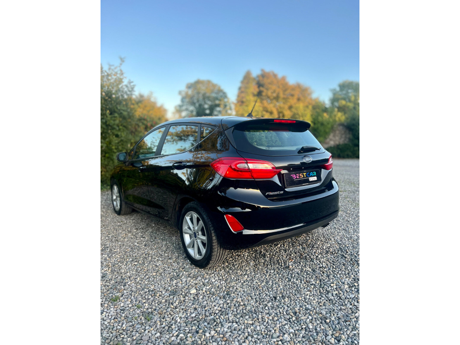 2019 Ford Fiesta - image 7