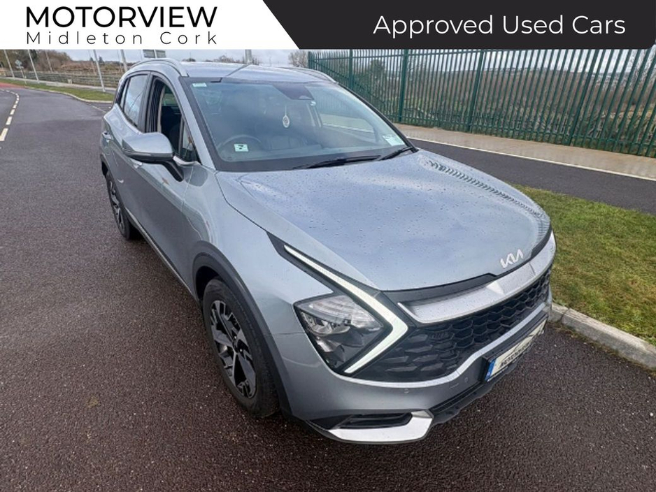 2025 Kia Sportage - image 3