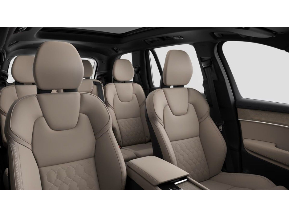 2026 Volvo XC90 - image 14
