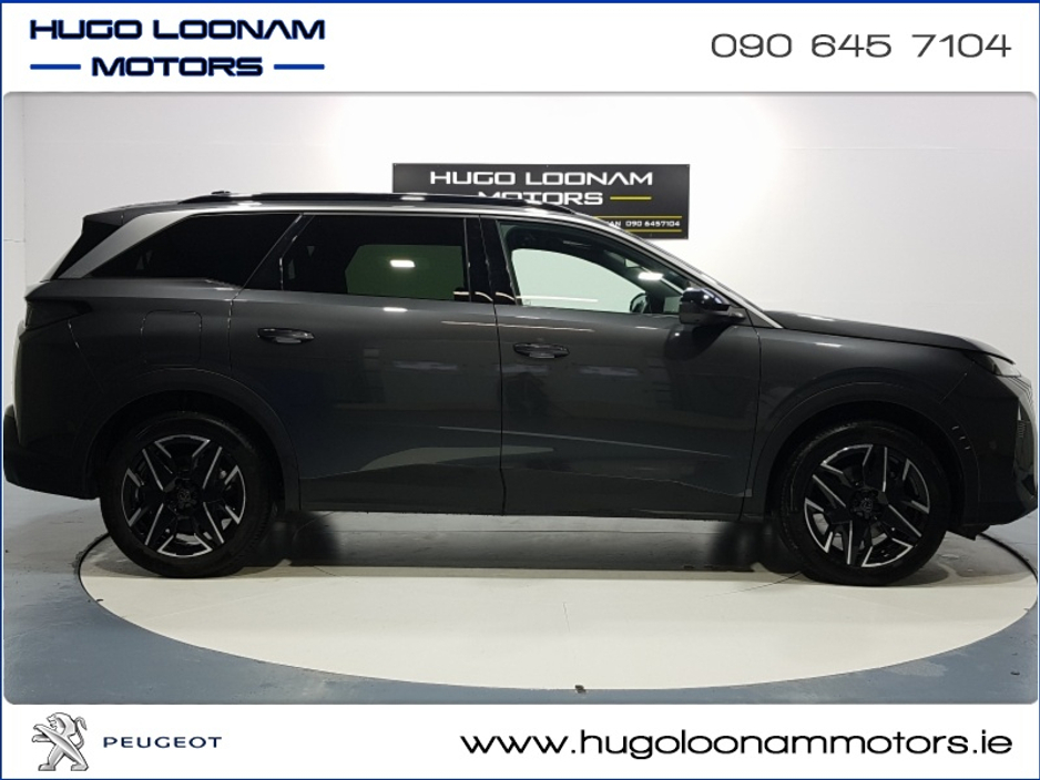 2025 Peugeot 5008 - image 8