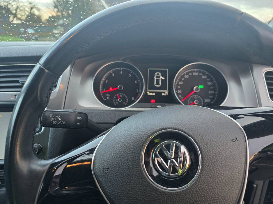 2016 Volkswagen Golf TSI COMFORTLINE €13,800