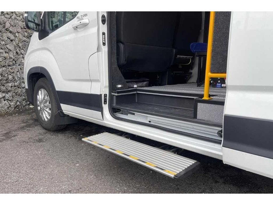 2023 Maxus eDeliver 9 BASE LXH P/V €47,824