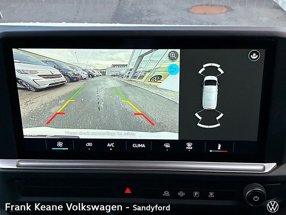 2026 Volkswagen Transporter HIGHLINE AUTO 30 LWB 150BHP *5 YEAR WARRANTY* *0% FINANCE AVAILABLE* *17" MONTE CARLO ALLOYS* *BODY COLOUR CODED BUMPERS* *APPLE CARPLAY/ANDROID AUTO* *REAR VIEW CAMERA* *FRONT AND REAR PARKING SENSOR €38,140