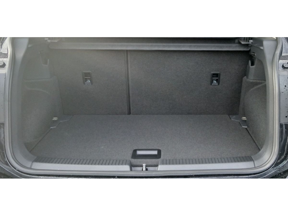 2025 Volkswagen T-Cross - image 7