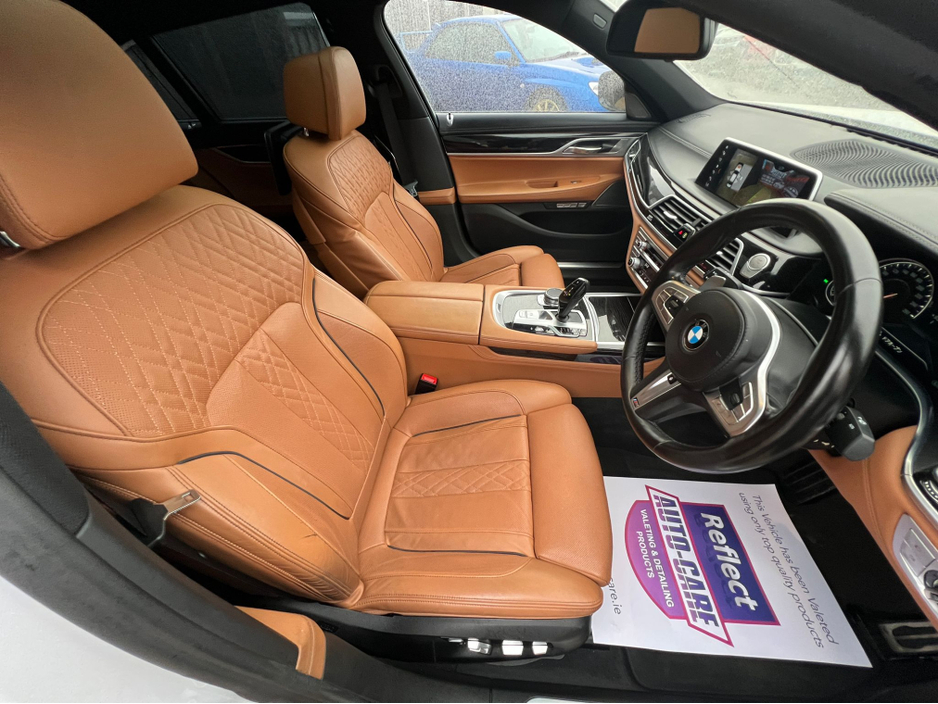2018 BMW 7 Series ////740-D-M-SPORT//X -DRIVE///HUGE SPEC///SUNROOF//LIKE NEW////