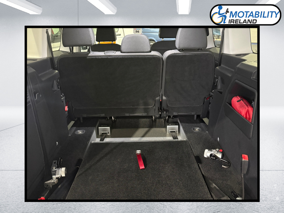 2022 Volkswagen Caddy Maxi Life Wheelchair Accessible €43,995