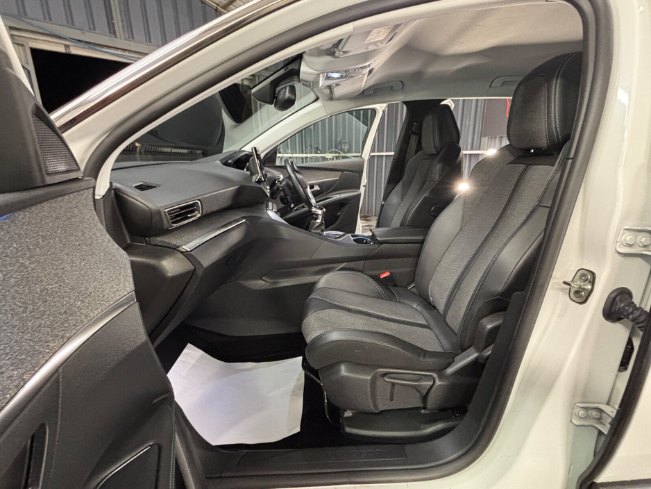 2021 Peugeot 3008 1.5 BlueHDi 130bhp Allure €22,950