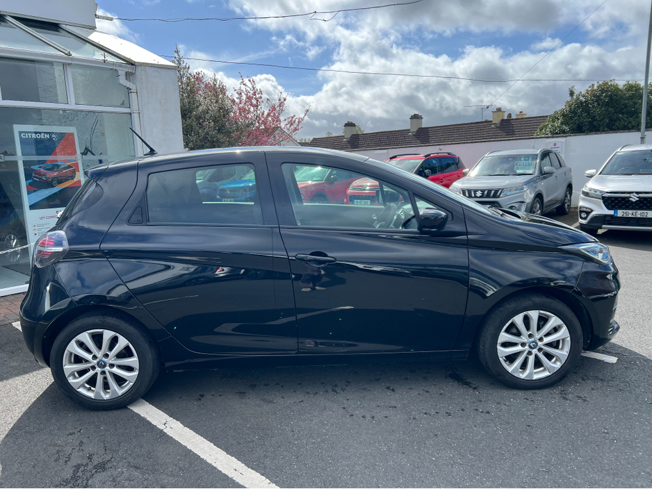 2021 Renault Zoe - image 2