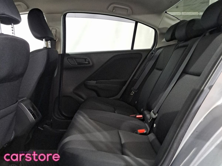 2018 Honda Grace GRACE DAA-GM4 4 DR AUTO €15,880