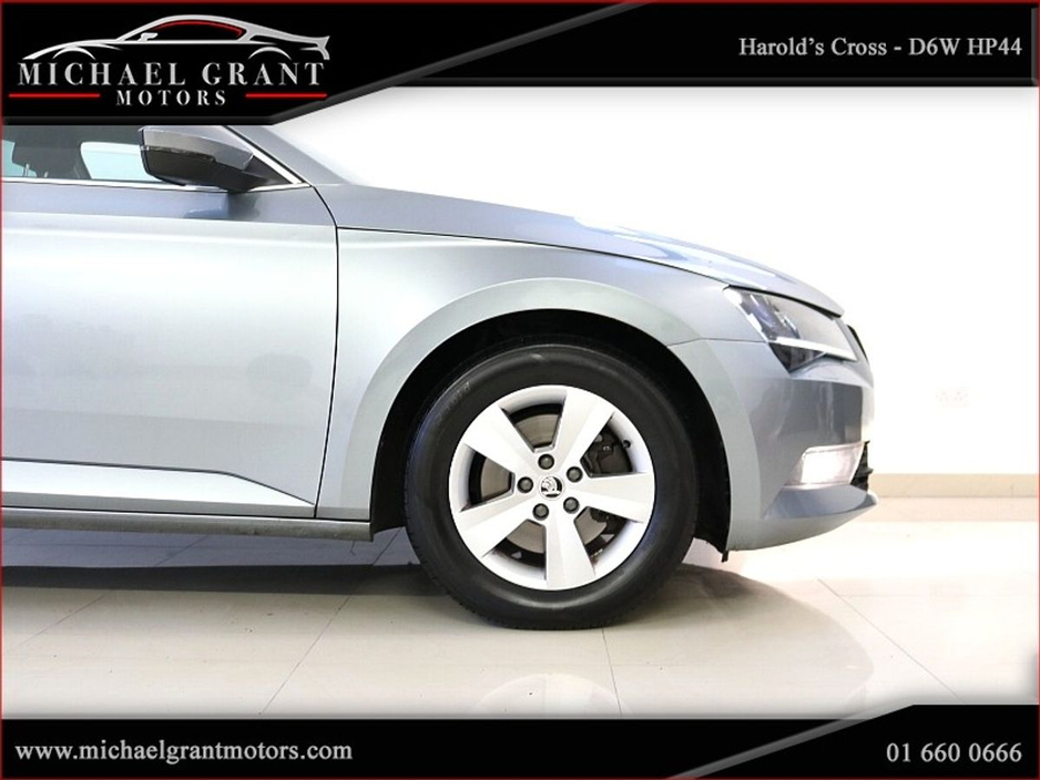 2018 Skoda Superb 1.6 TDI 120BHP STYLE ESTATE / IRISH CAR / FULL HISTORY €18,950