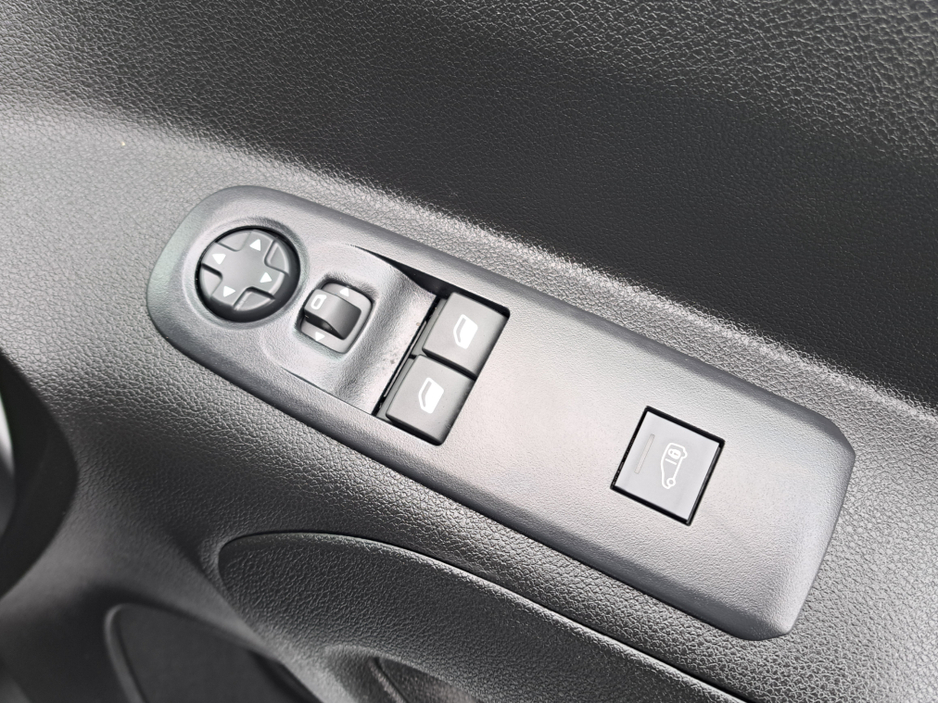 2026 Opel Combo - image 31