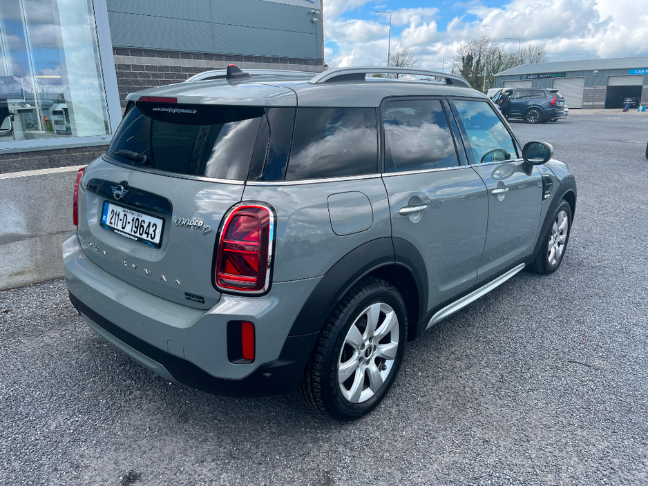 2021 MINI Countryman - image 3